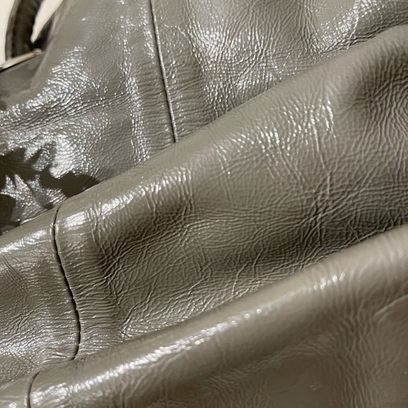 Furla - Leather Shoulder Bag - Picture 12 of 13